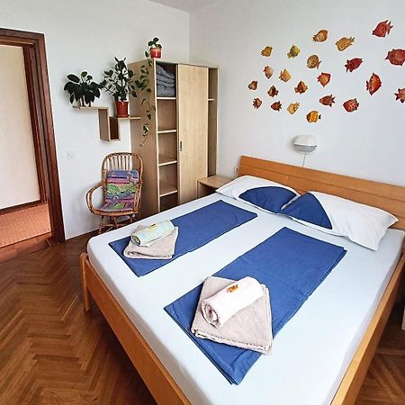 Beautiful Apartment With Picturesque View And Free Parking Portorož Buitenkant foto