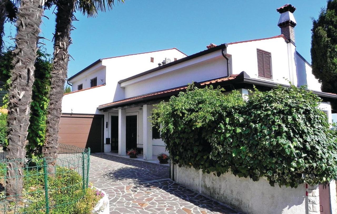 Beautiful Apartment With Picturesque View And Free Parking Portorož Buitenkant foto
