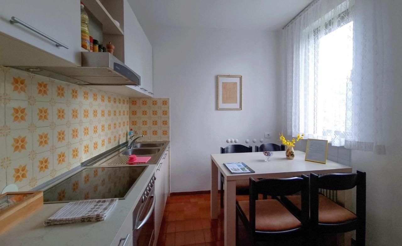 Beautiful Apartment With Picturesque View And Free Parking Portorož Buitenkant foto